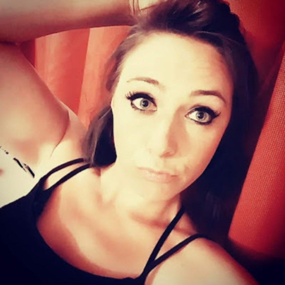 Meet your Posher, Stacy